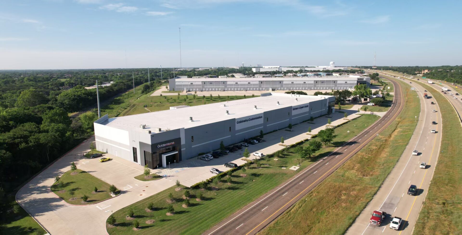 Nhà máy GoldenHome tại Dallas, Mỹ
